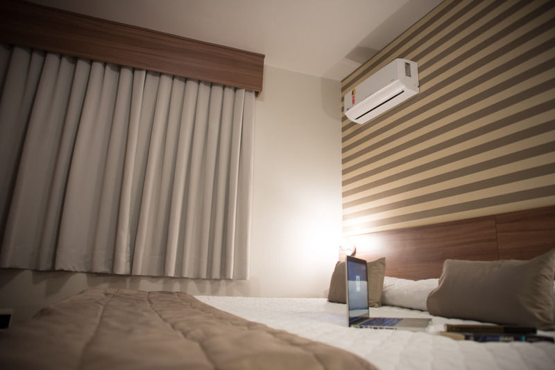 Hotel Continental Business - 200 Metros Do Complexo Hospitalar Santa Casa 3*
