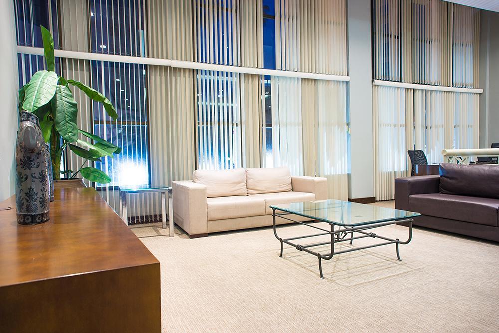 Continental Business - 200 Metros Do Complexo Hospitalar Santa Casa 3*